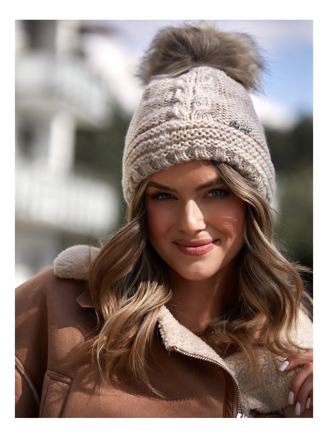 Beige Wintermütze C10 - Online-Shop - Boutique